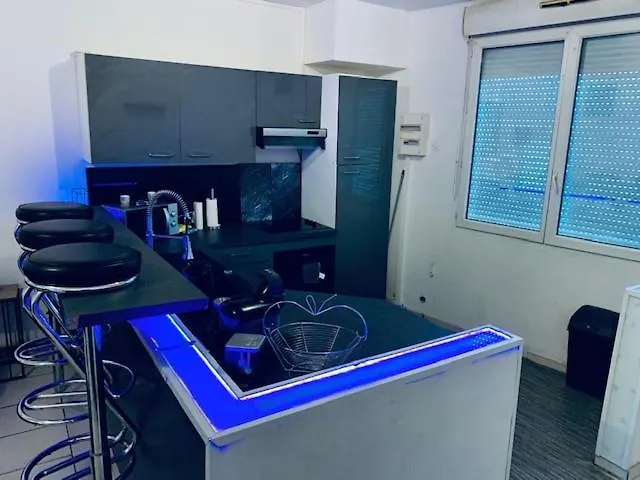 - 2 - 4 Personnes Apartament *