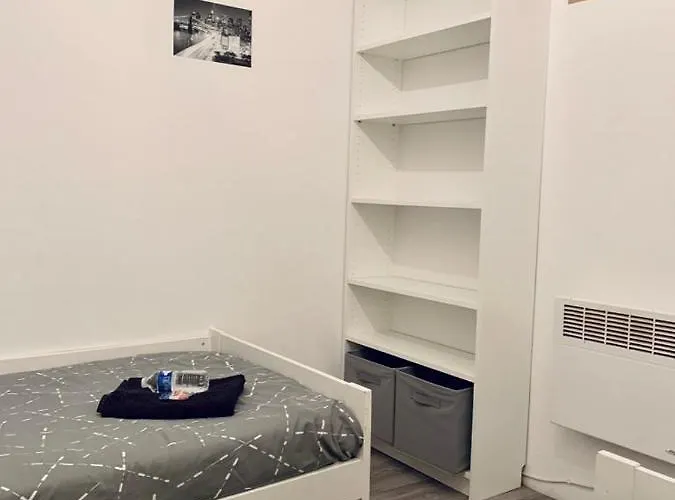 - 2 - 4 Personnes Apartament *